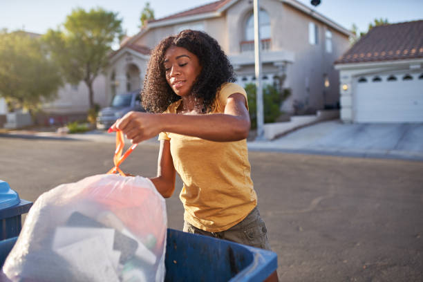 Best Commercial Cleanout Services  in Leitchfield, KY
